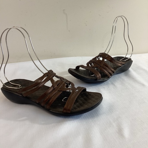 Clarks Privo Women's Metallic Bronze Slide on Sandals Size 8 - Picture 1 of 11